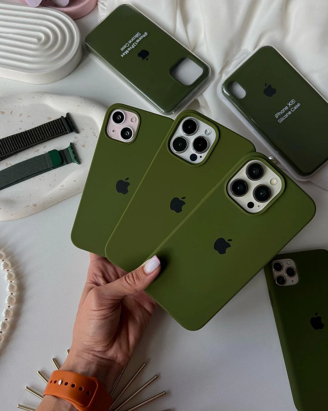iPhone Silicone Case (Pine Forest Green) - Image 3